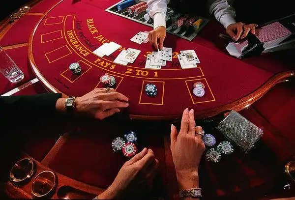 Tampilan dashboard akun icslot dengan riwayat transaksi dan opsi penarikan dana